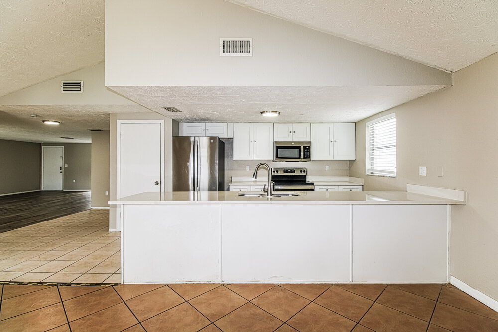 Building Photo - 7043 Fireside Dr
