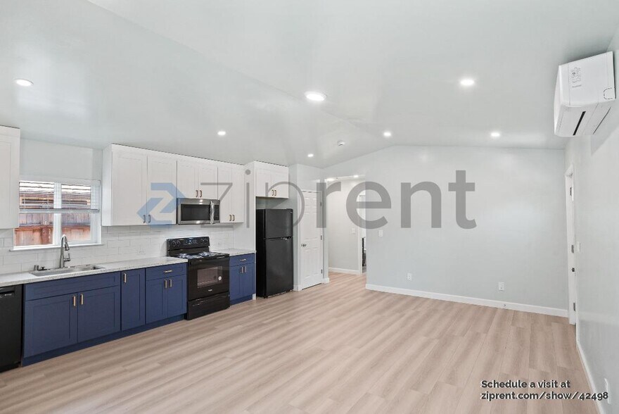 Building Photo - 1151 Francine Ct