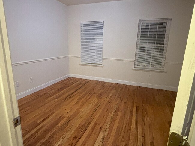 Building Photo - 2015 N 16th St