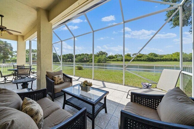 Building Photo - 12919 Hyland Cir