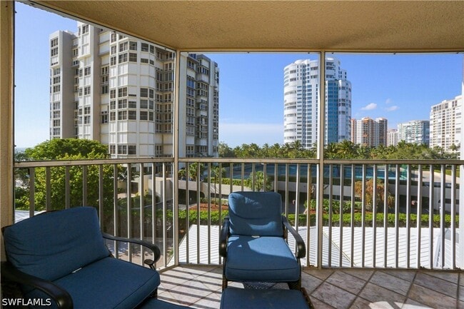 Building Photo - 4041 Gulf Shore Blvd N