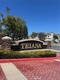Building Photo - 1023 Vista Del Cerro Dr