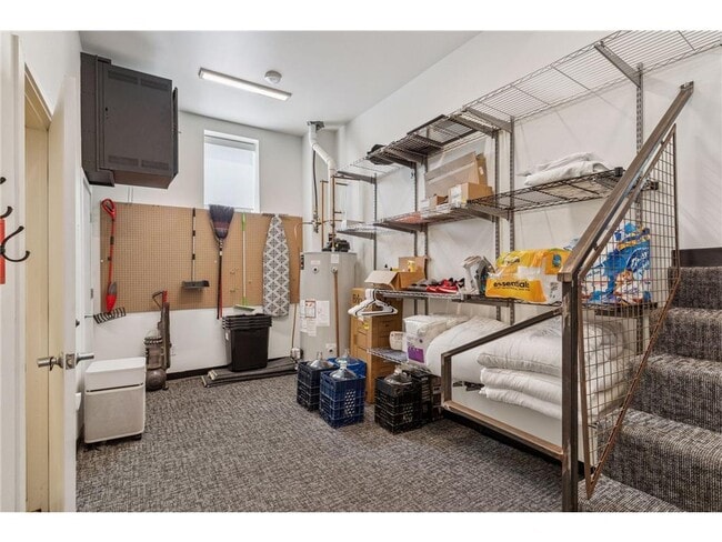 Building Photo - 1290 Snelling Ave N