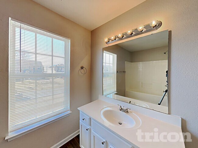 Building Photo - 4436 Christenbury Hills Ln