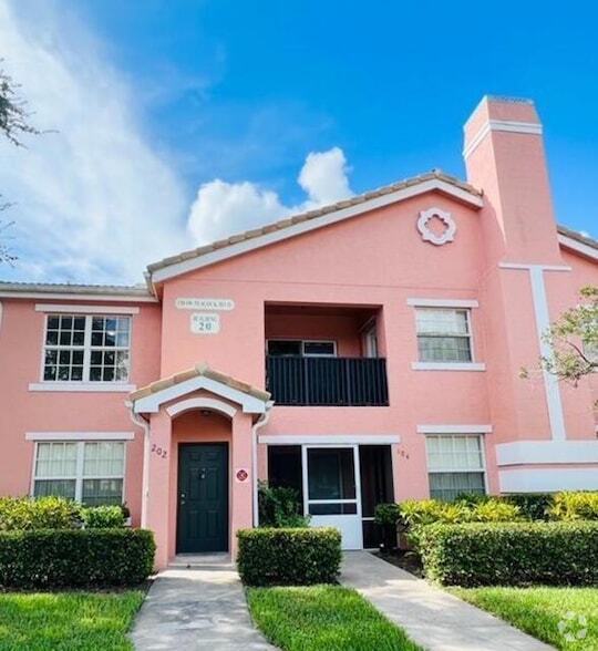 Building Photo - 138 SW Peacock Blvd
