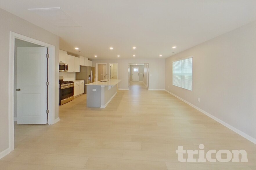 Building Photo - 1250 Kilead Ct