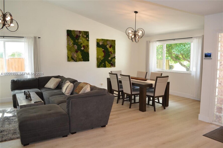 Building Photo - 1200 NW 78th Ave