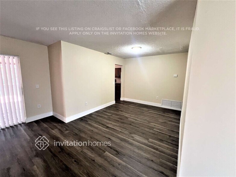Building Photo - 11860 NW 29th Pl