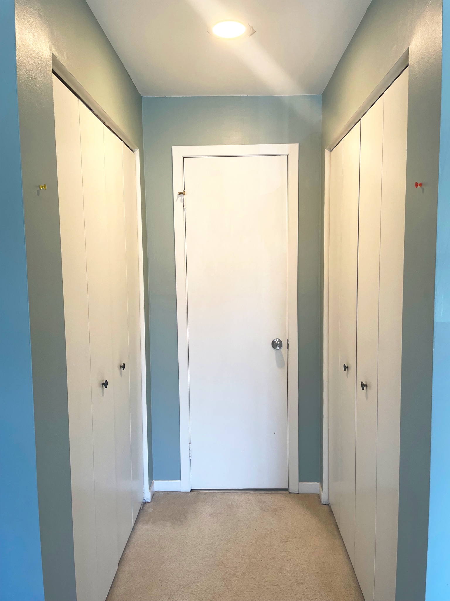 Closets in master bedroom - 10 W Hill St