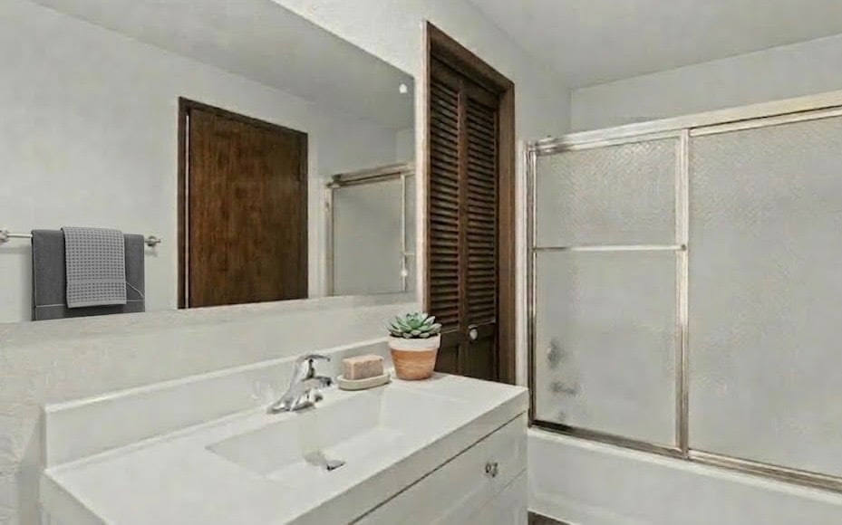 Building Photo - 4306 N Ella Rd