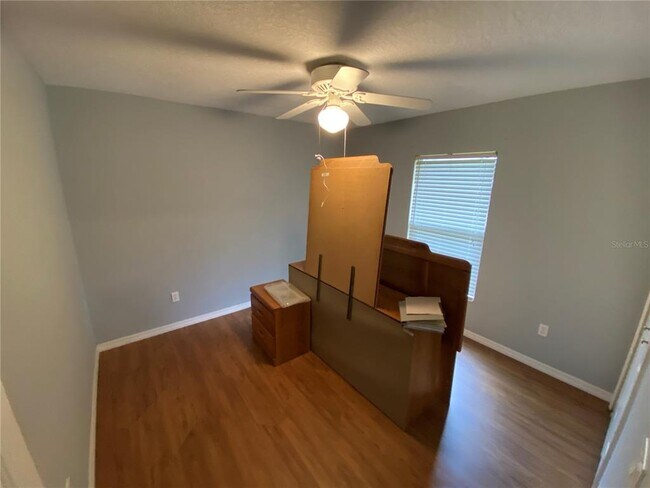 Building Photo - 39913 Sun Glo Ct