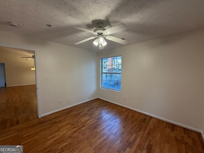 Building Photo - 1417 Keys Crossing Dr NE