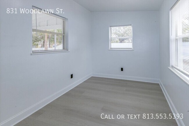 Building Photo - 831 Woodlawn St