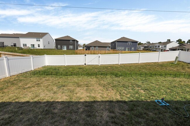 Building Photo - 567 Faulkner Dr