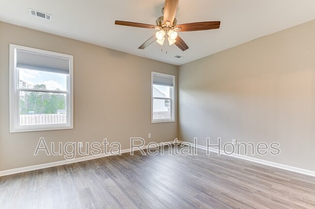 Building Photo - 390 Tupelo Pass