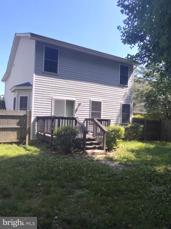 Building Photo - 47949 Piney Orchard St