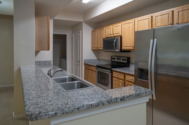 Building Photo - Beautiful 3 Bedroom, 2 Bath with Volume ceilings and Private Garage!