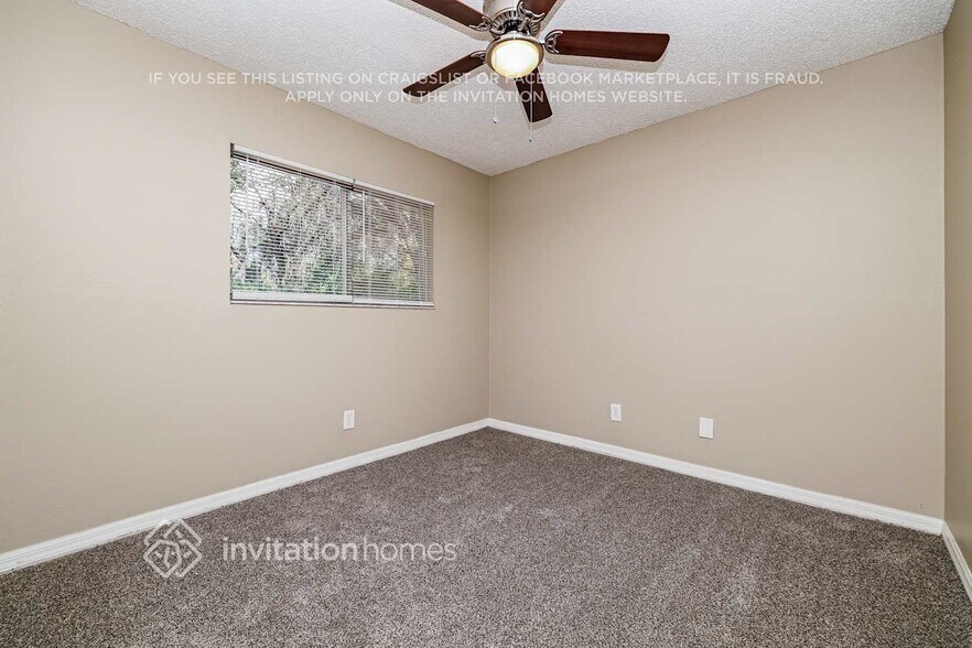 Building Photo - 417 Oakleaf Blvd
