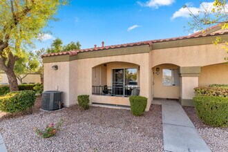 Building Photo - "Chic 3-Bed Townhouse with Granite Countertops on West Flamingo Road, Las Vegas!"