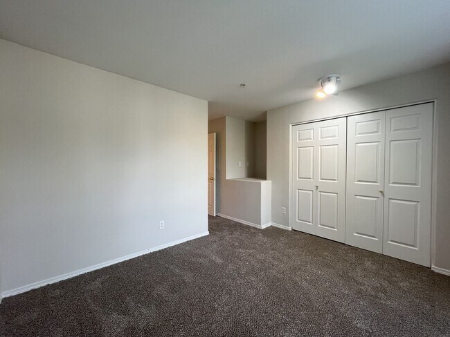 Building Photo - 14186 SW Barrows Rd