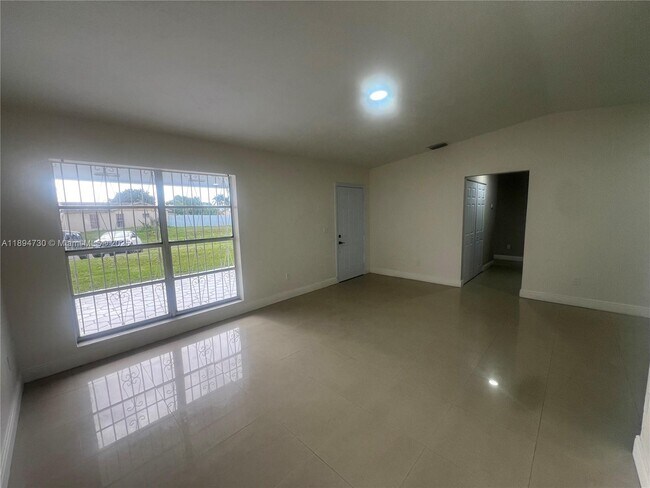 Building Photo - 26121 SW 130th Ave