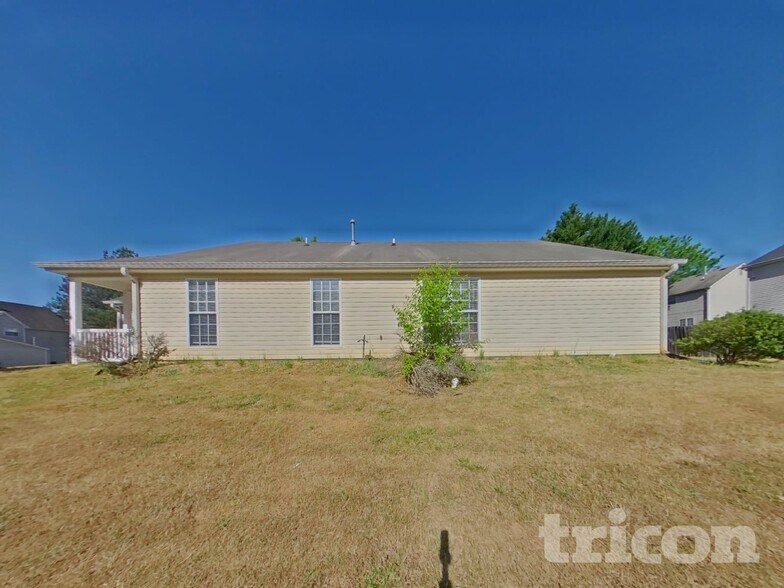 Building Photo - 4059 Angels Dr