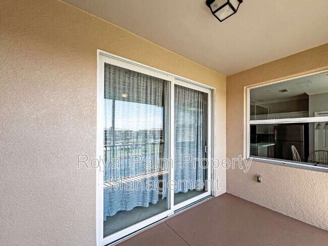 Building Photo - 8550 Kingbird Loop