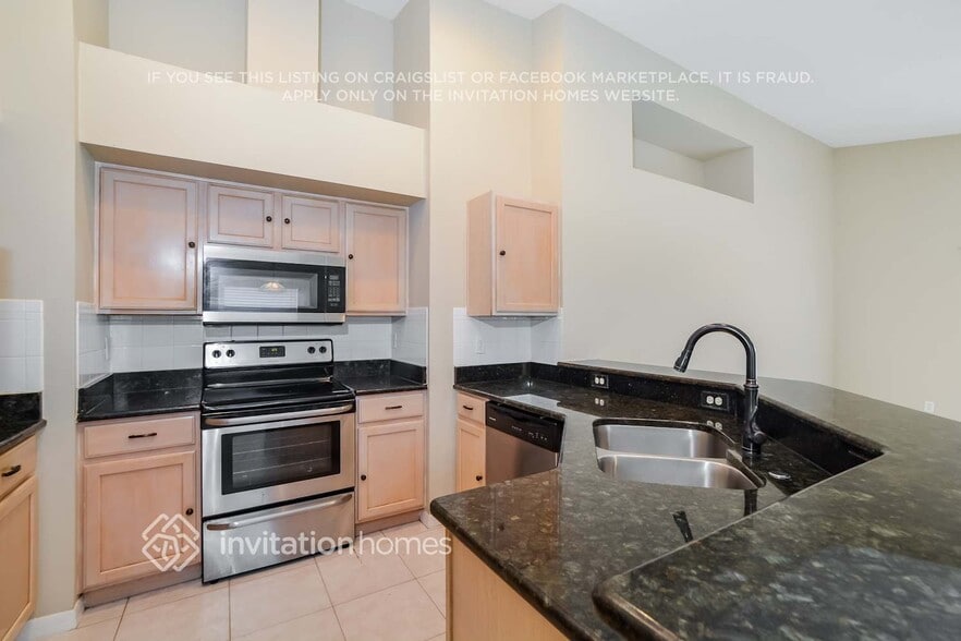 Building Photo - 459 Lancer Oak Dr