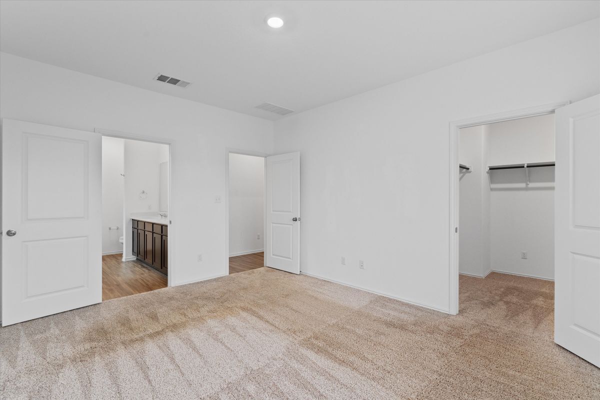 Building Photo - 102 Coyote Mountain Cv