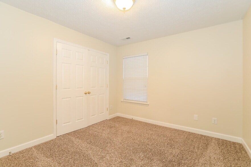Building Photo - 124 Baker Springs Ln