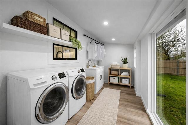 Building Photo - 305 E Kirby Ave