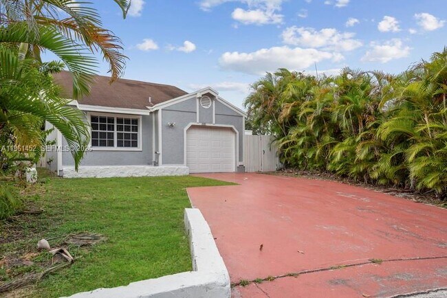 Building Photo - 8881 SW 21st St