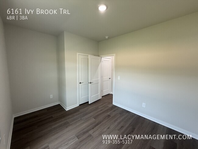 Building Photo - 6161 Ivy Brk Trl