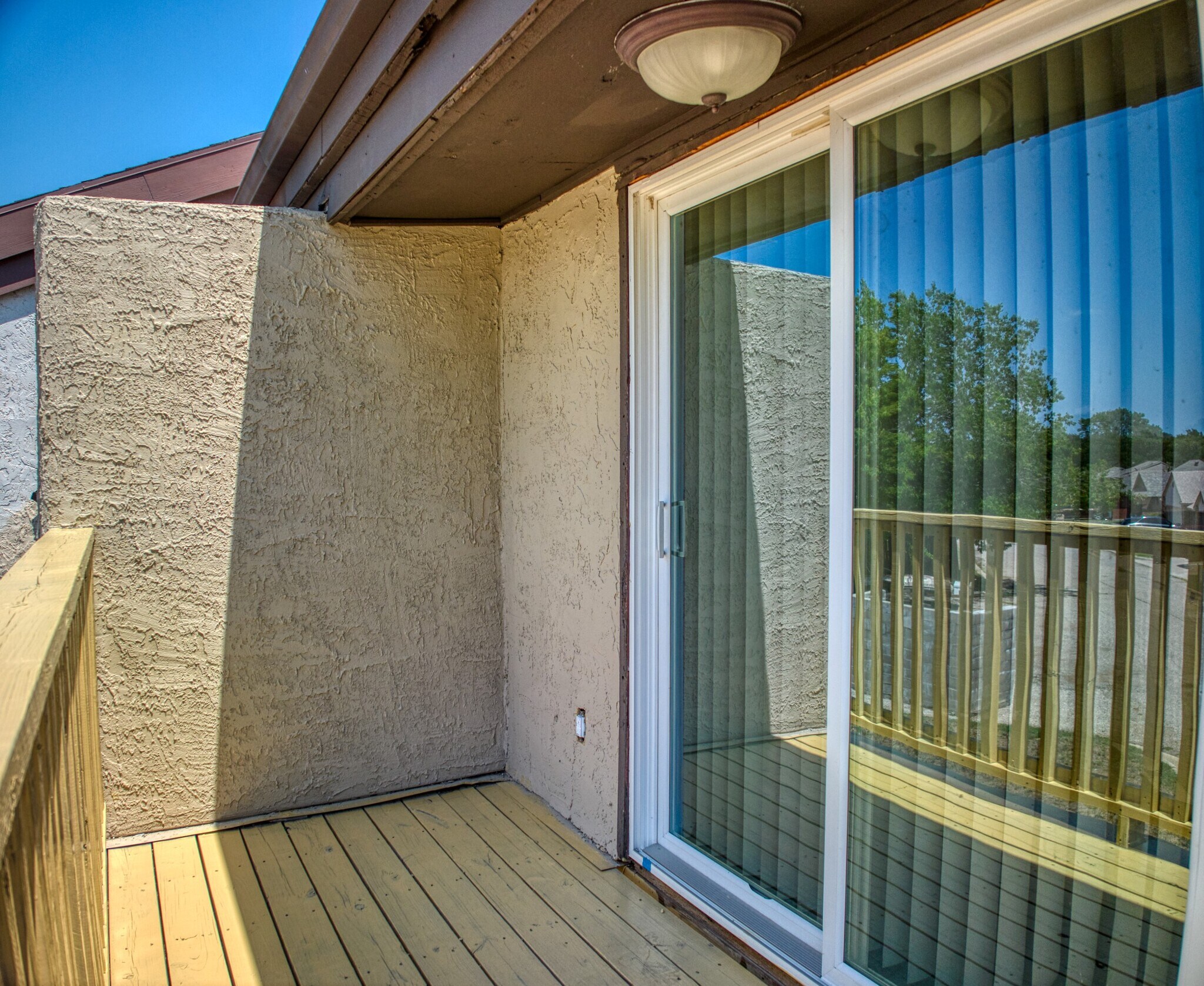 Building Photo - 707 Harbour Town Dr