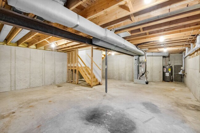 Building Photo - 1332 Adams St