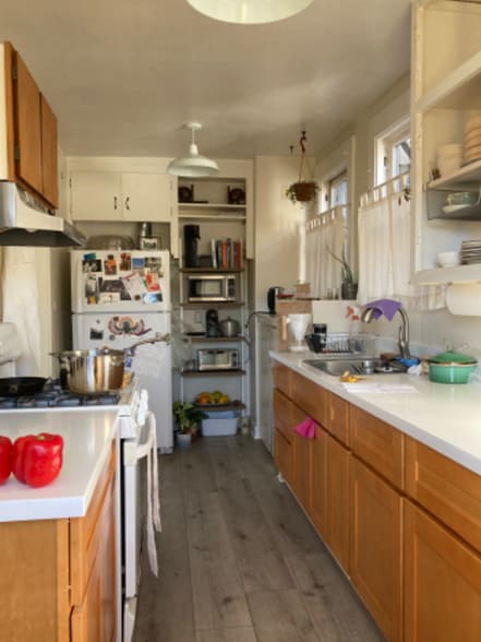 Building Photo - 6422 Telegraph Ave