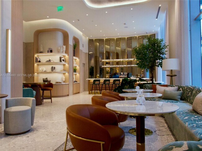 Building Photo - 77 SE 5th St