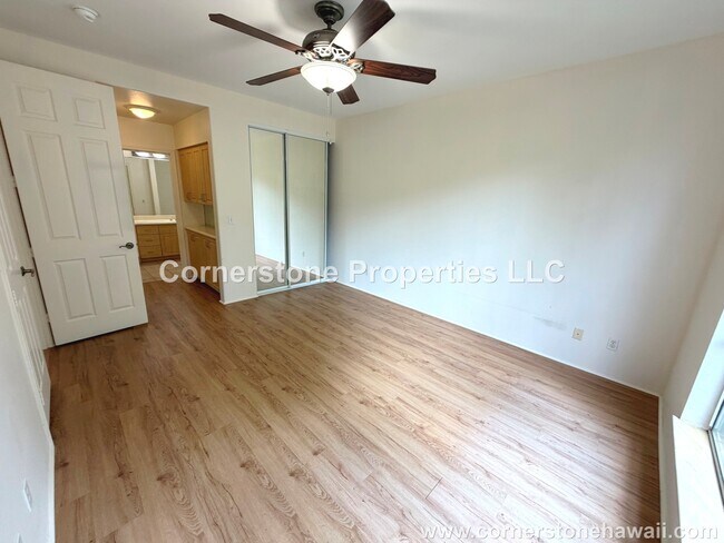 Building Photo - 95-797-932 Wikao St