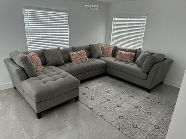 Building Photo - 855 Date Palm Dr