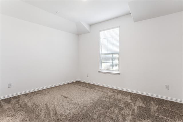 Building Photo - 2096 Creekbluff Cir