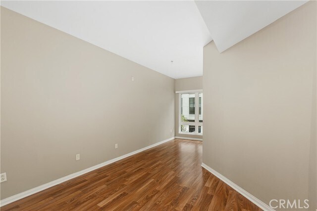 Building Photo - 450 J St