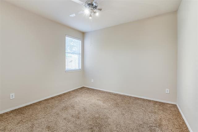 Building Photo - 1626 Lakeside Dr