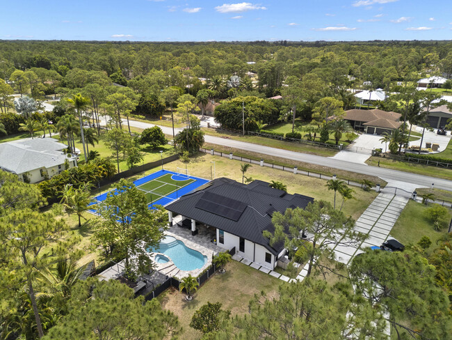 Building Photo - 13803 Citrus Grove Blvd