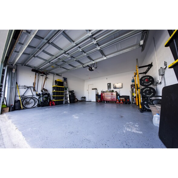 Building Photo - 2185 Kylar Dr