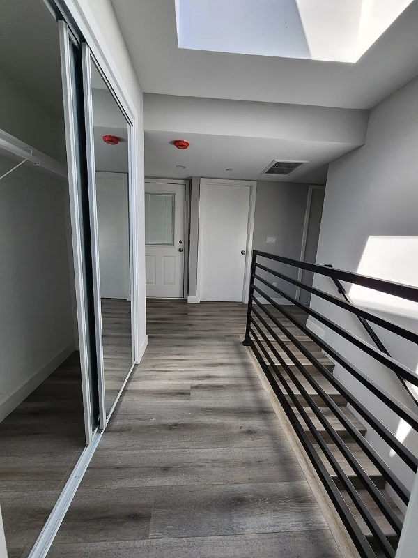 Building Photo - 3330 Portola Ave