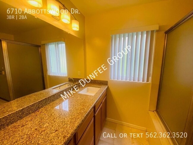 Building Photo - 6710 Abbottswood Dr