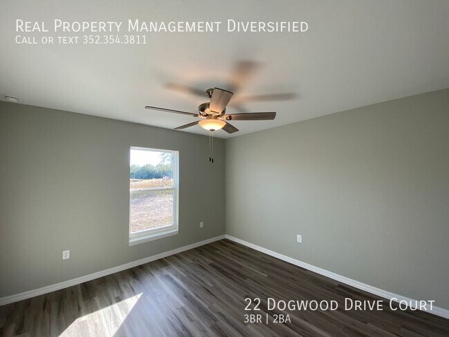 Building Photo - 22 Dogwood Dr Ct