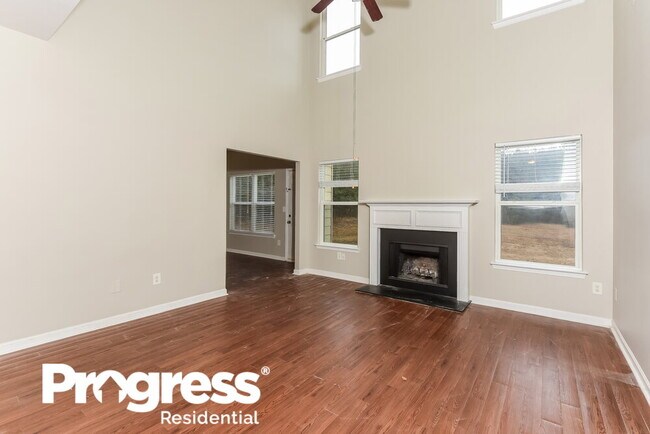 Building Photo - 511 Trousseau Ln