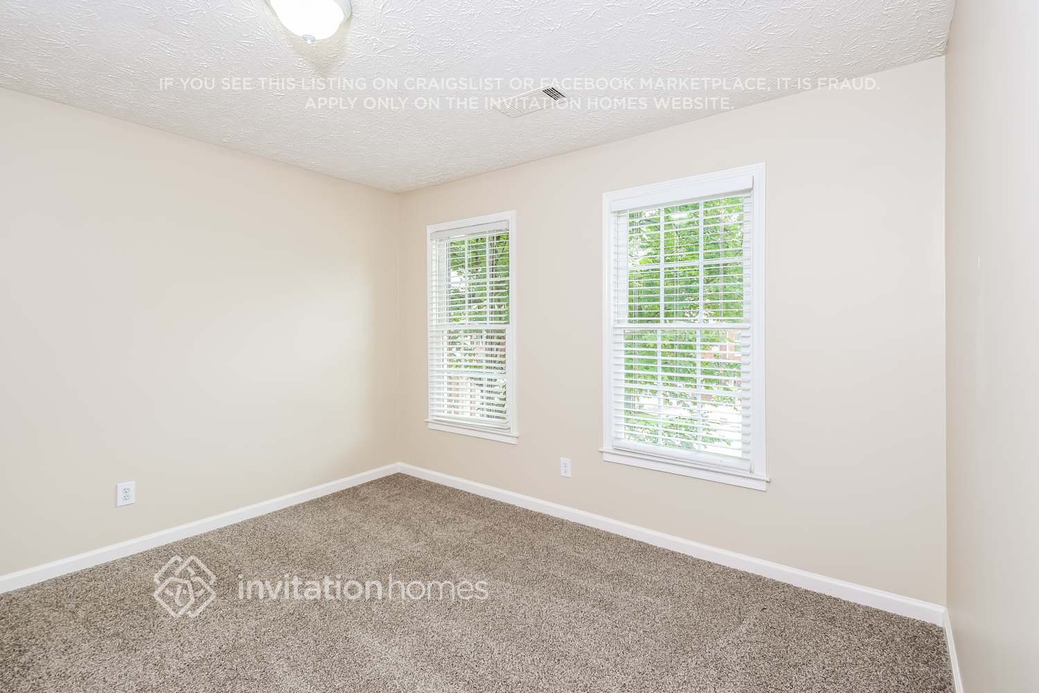 Building Photo - 2601 Dreux Ct
