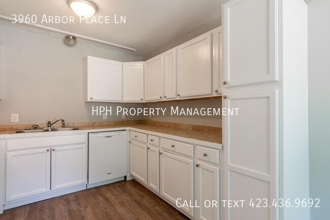 Building Photo - 3960 Arbor Pl Ln